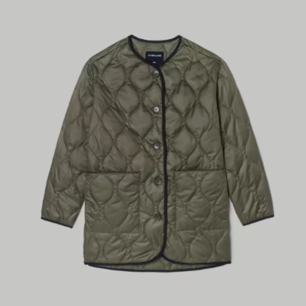 NWT Everlane The ReNew Quilted Mid-Length Liner (small)
